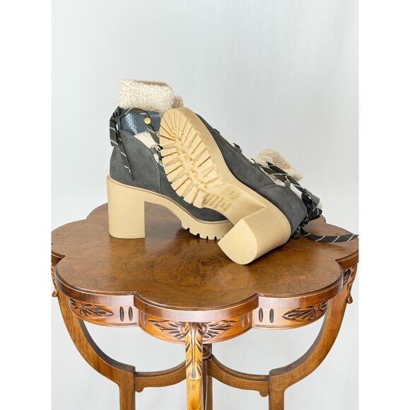 Dolce Vita Sherpa Lined Lace Up Gray/Brown Boot 3.5" Heel Womens 7.5 #0143C - Picture 5 of 12